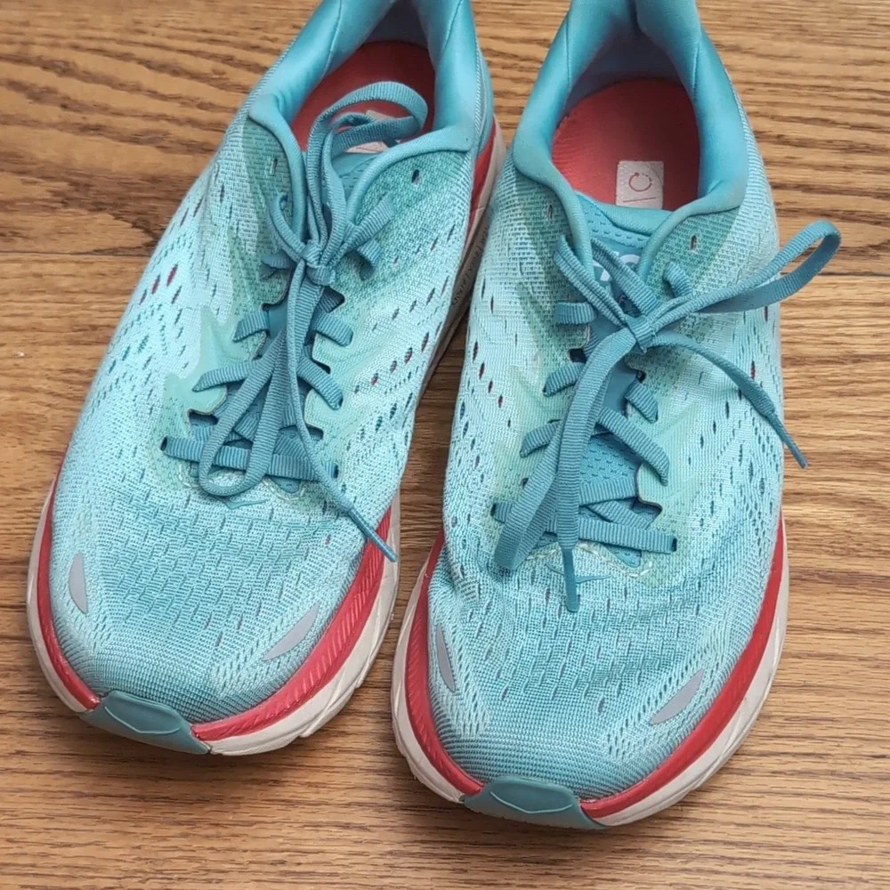 Hoka One One Clifton 8 Women's Running Shoes Light Blue Red White Size 10B